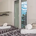 Sea La Vie 4*