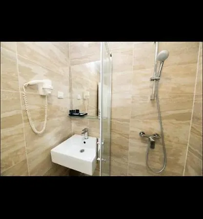 ベッド・アンド・ブレックファスト Sea La Vie ノヴィ・ヴィノドロスキー