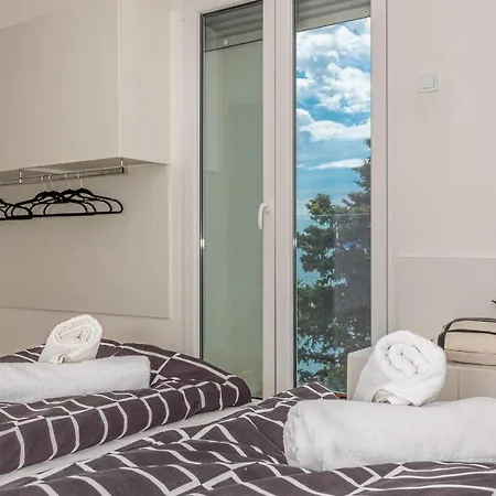 Sea La Vie 4*