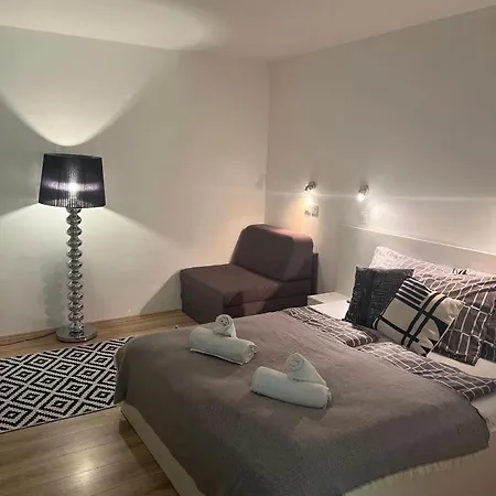 Sea La Vie ノヴィ・ヴィノドロスキー